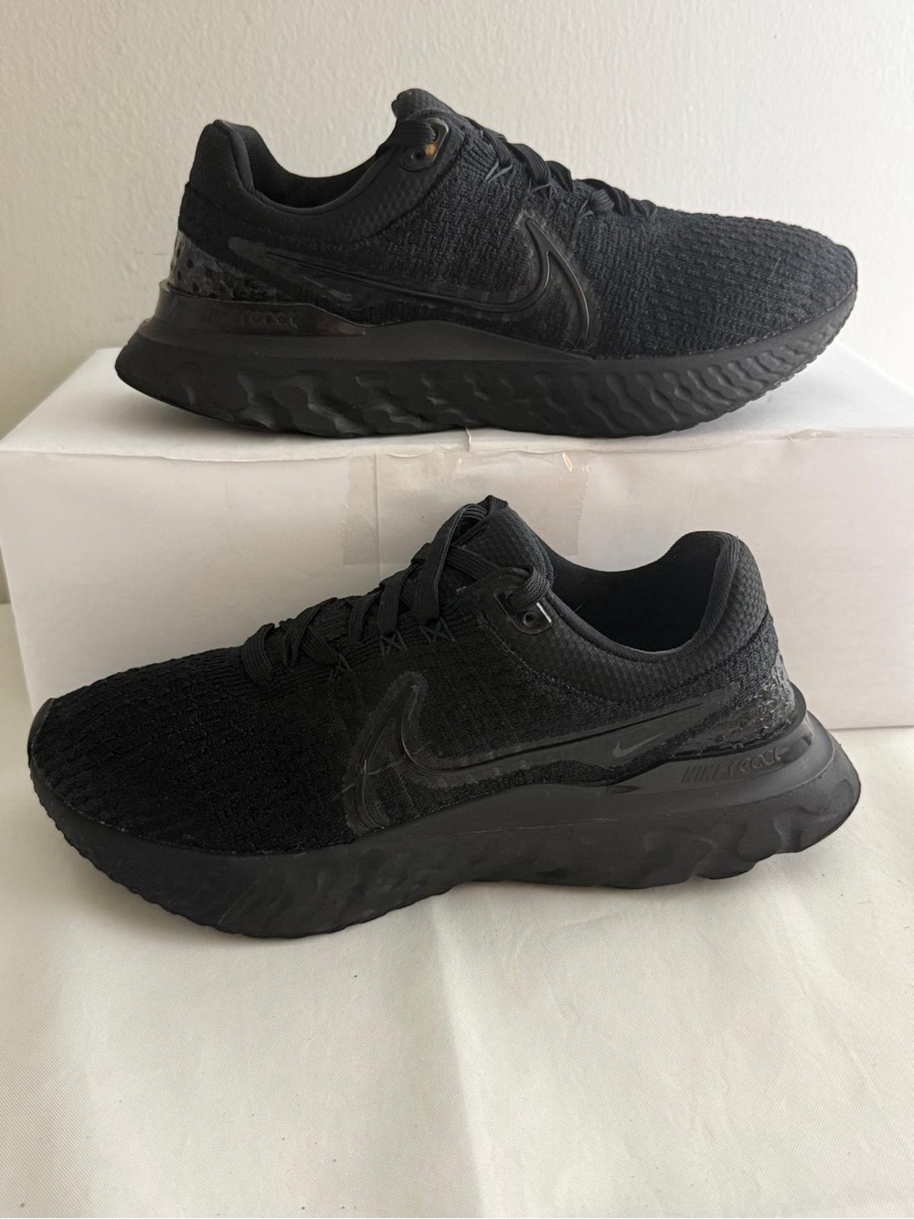 Nike React Infinity Run Flyknit 3 Shoes Mens Size 9.5 Triple Black Sneakers